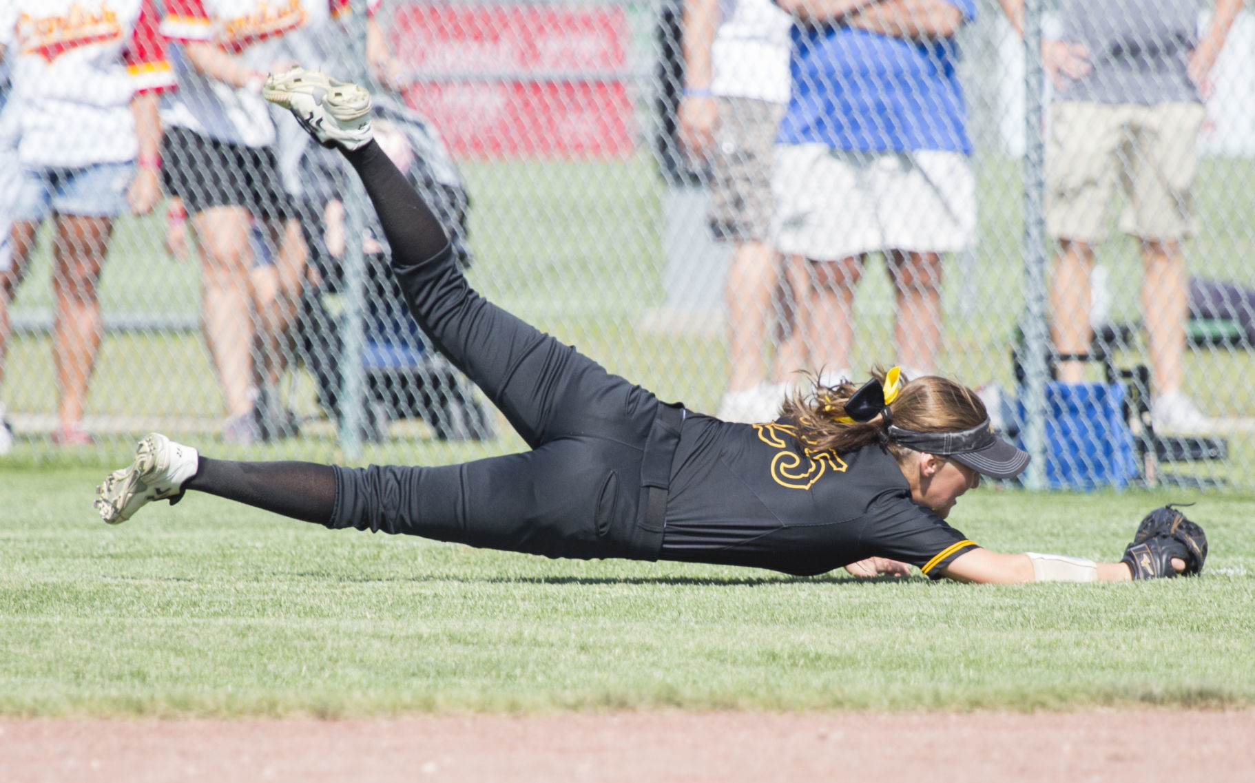072619-state-softball-louisa-muscatine-03